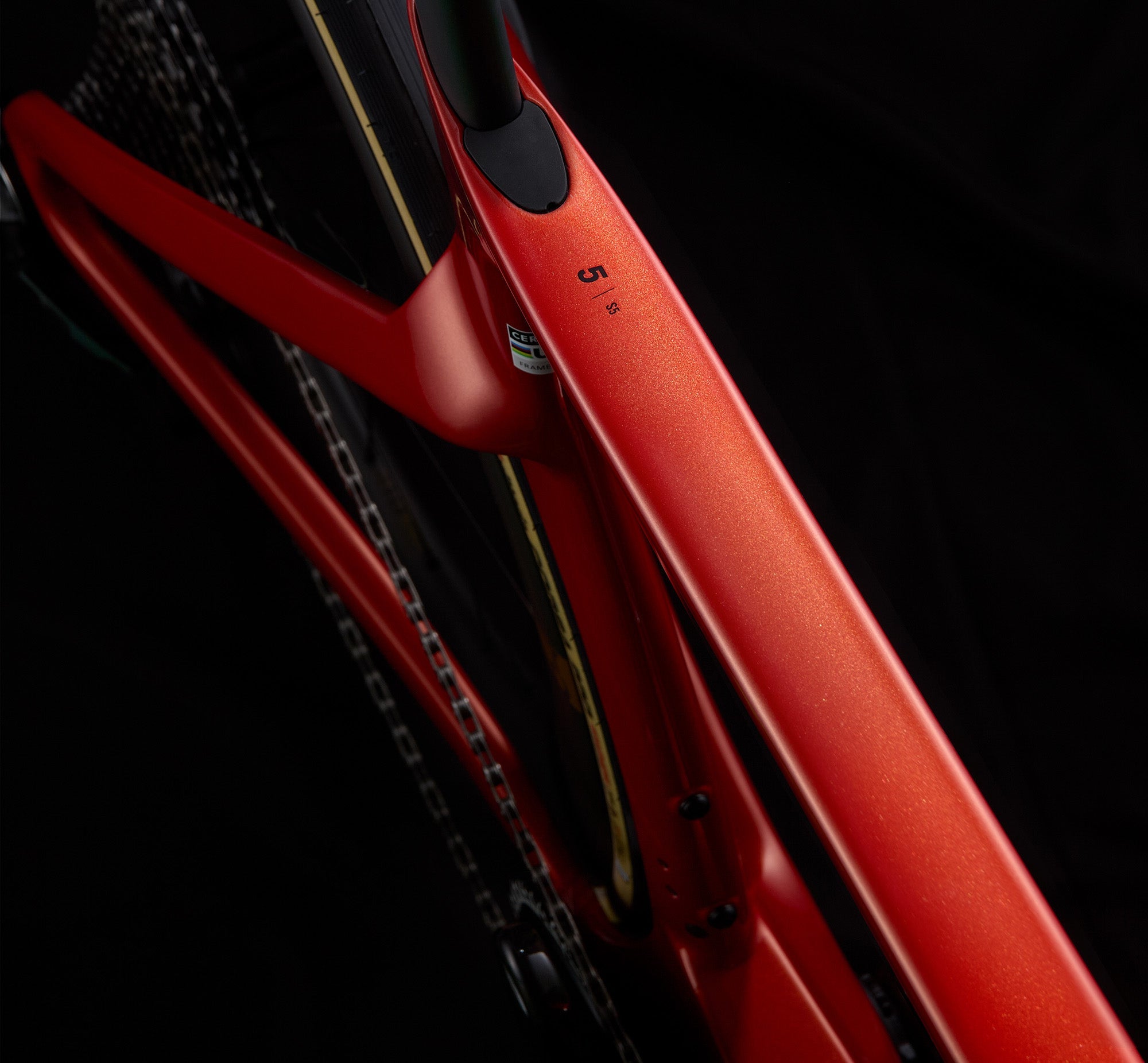 0L0S5GXR2C_DETAIL_4