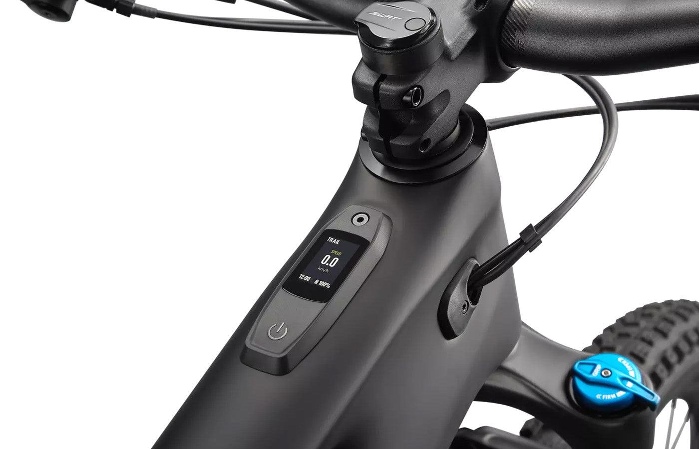96422-50_LEVO-COMP-CARBON-BLK-LTSIL-BLK_D7-TCU