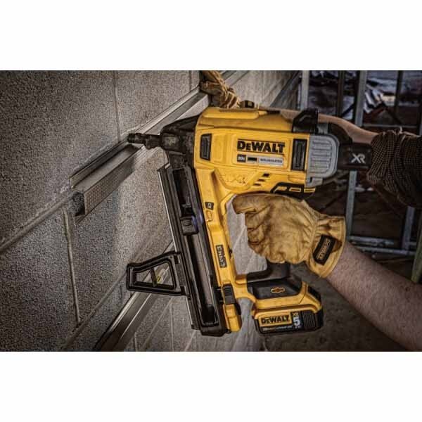 DeWalt-DCN890P2_05