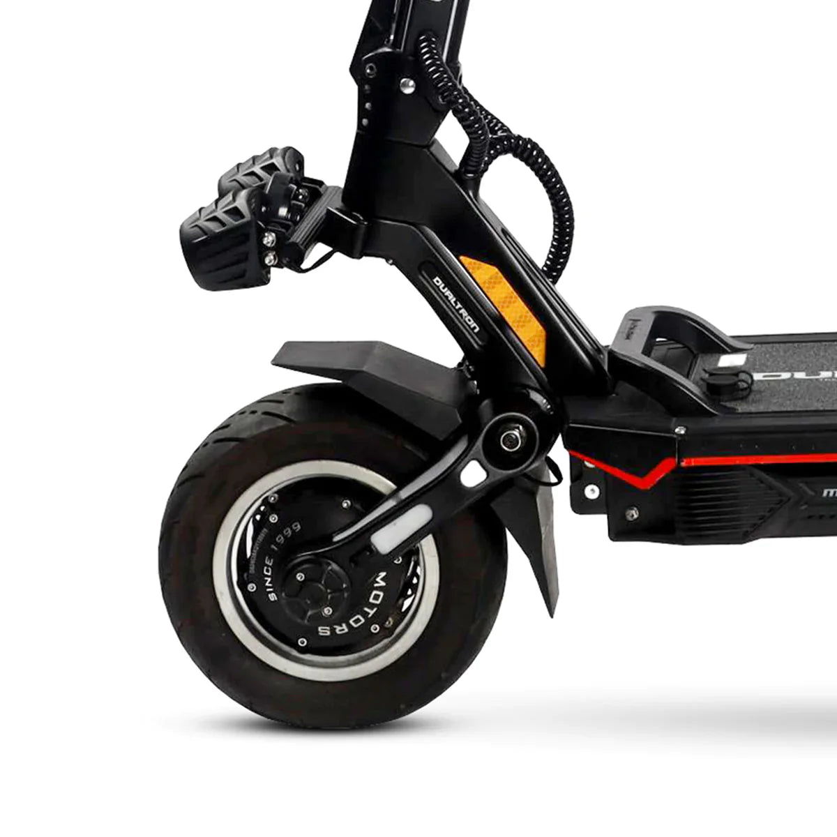 Dualtron-New-Storm-Electric-Scooter-front-tire_1200x_5cda17f6-6360-41f4-8753-835c41f4c8d3