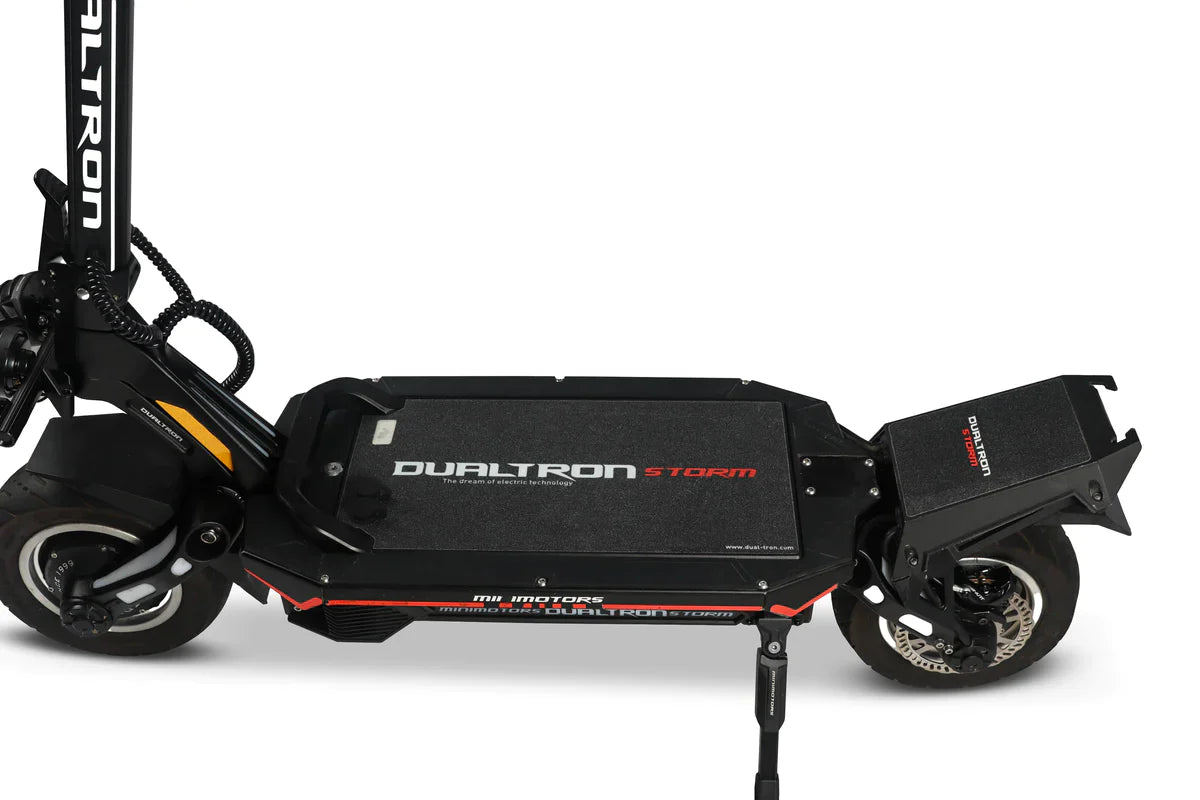 DualtronNewStormElectricScooter-20_1200x_3f3220d8-24ed-489d-96cb-b1abfdd24c90