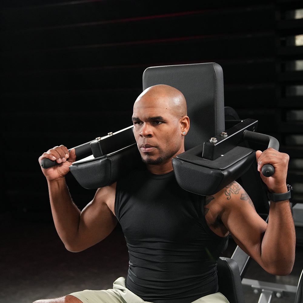 HS_Plate_Loaded_V-Squat_Image11_mr