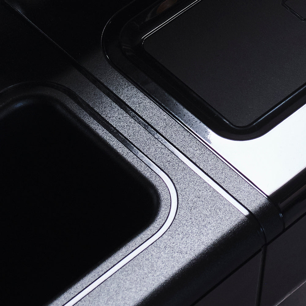 Symbio-INCLINEELLIPTICAL_Detail-Charger_mr
