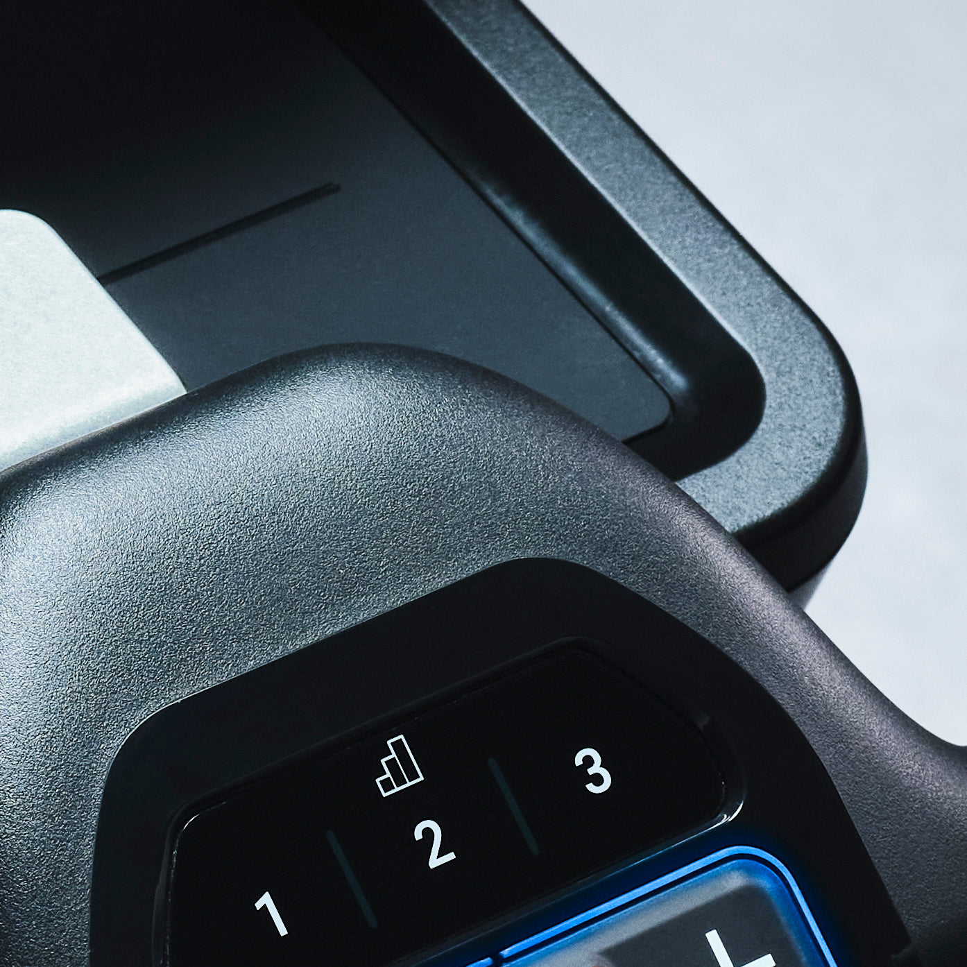 Symbio_SWITCHCYCLE_Detail-Controls